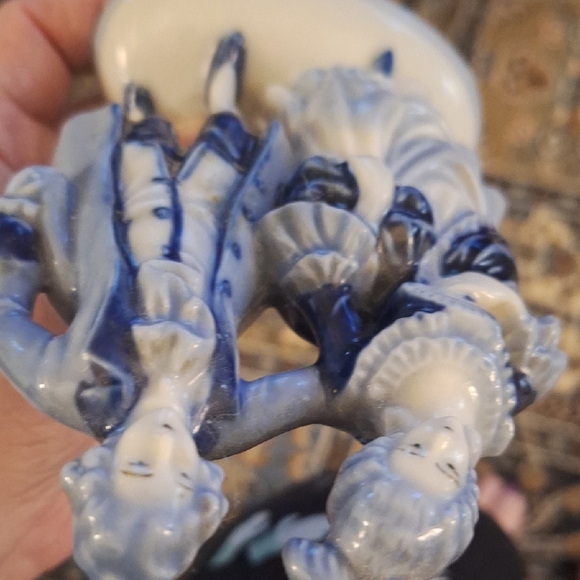 Vintage Blue and White Porcelain Figurine - Picture 6 of 6